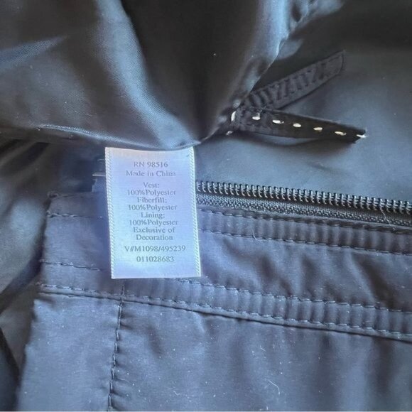 Coldwater Creek Womens Quilted Sleeveless Vest XS Black Polyester Fitted Style - Picture 9 of 9